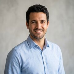 Tomás Alvarez
